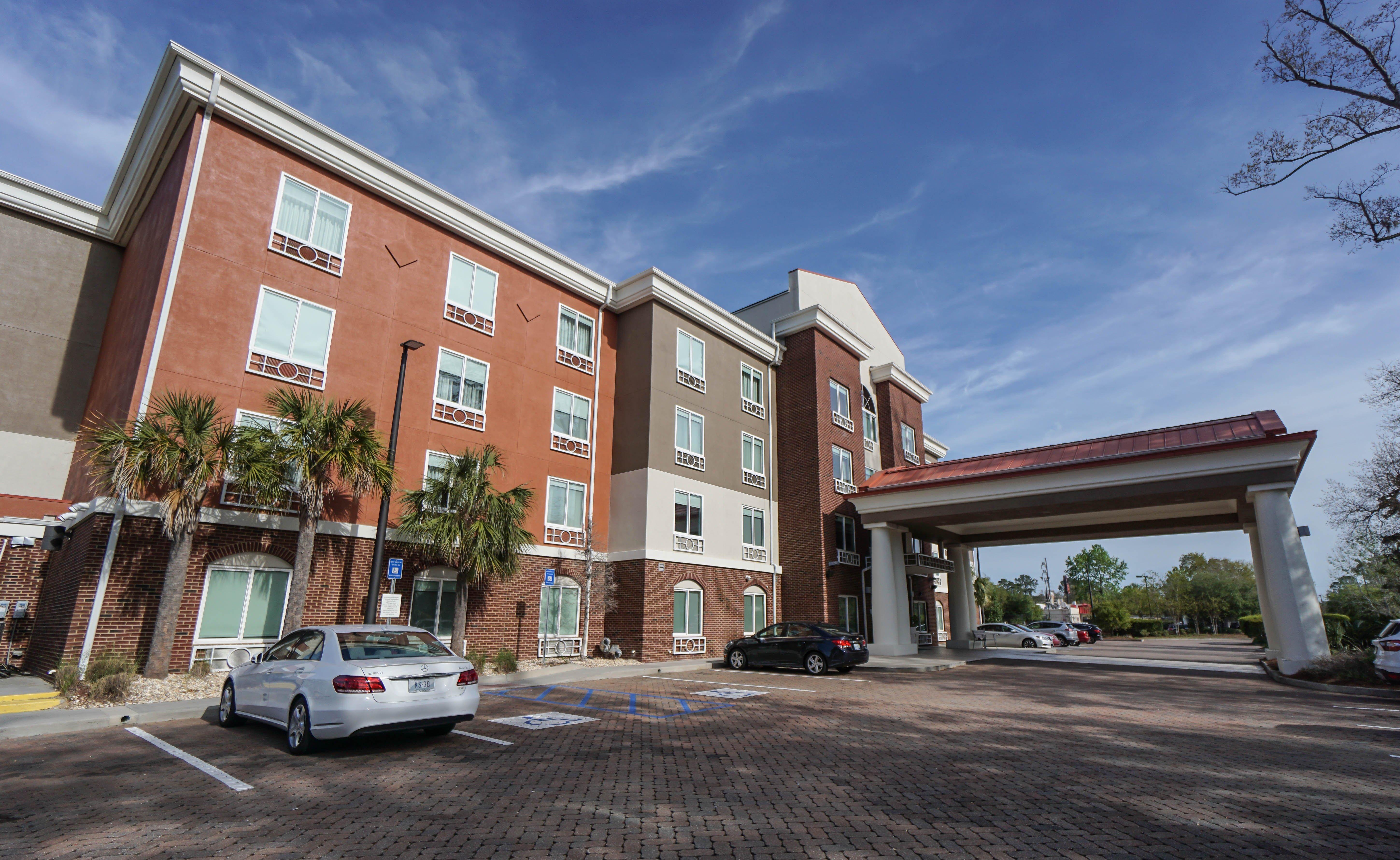 Holiday Inn Express Hotel & Suites Savannah Midtown, An Ihg Hotel Экстерьер фото