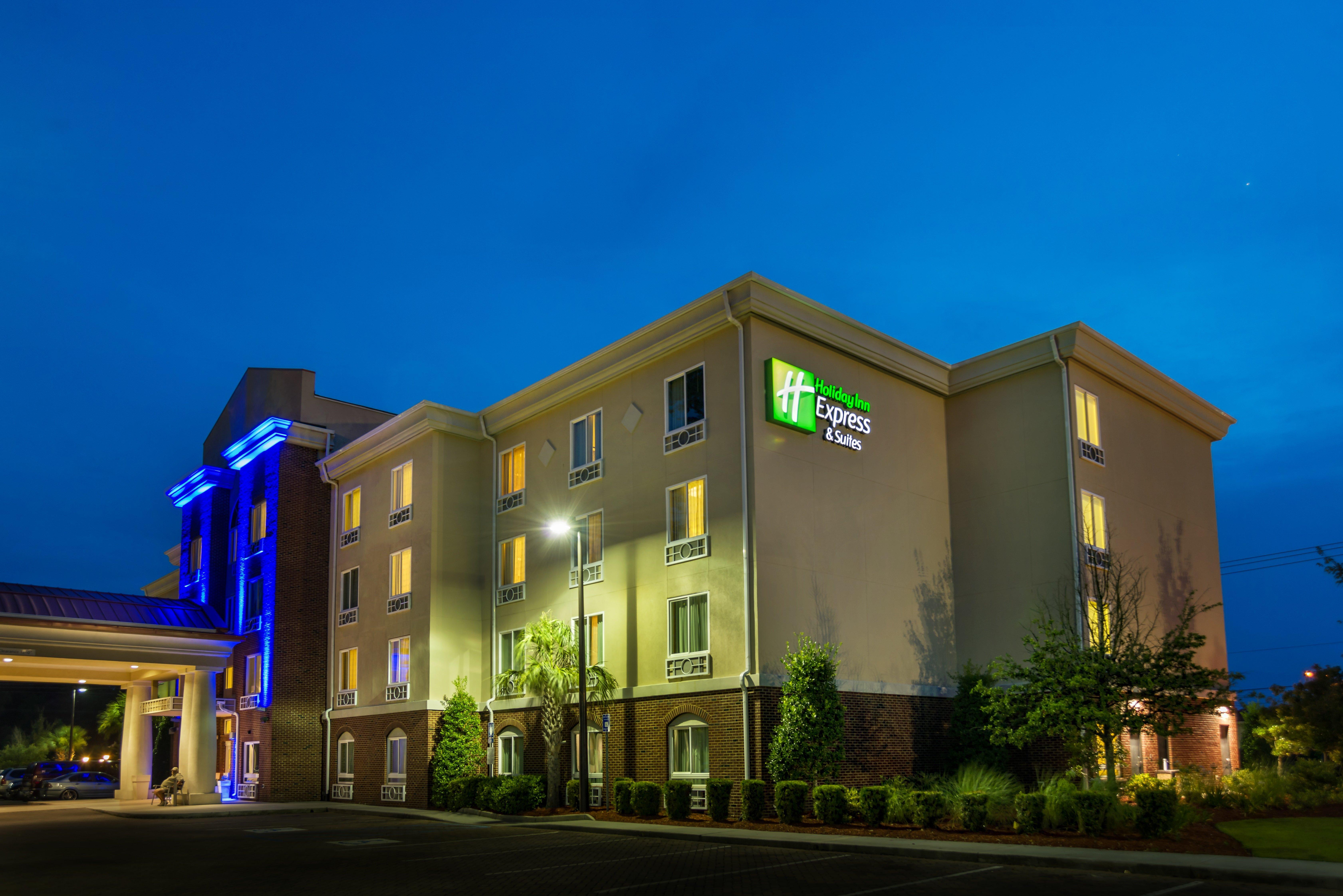 Holiday Inn Express Hotel & Suites Savannah Midtown, An Ihg Hotel Экстерьер фото