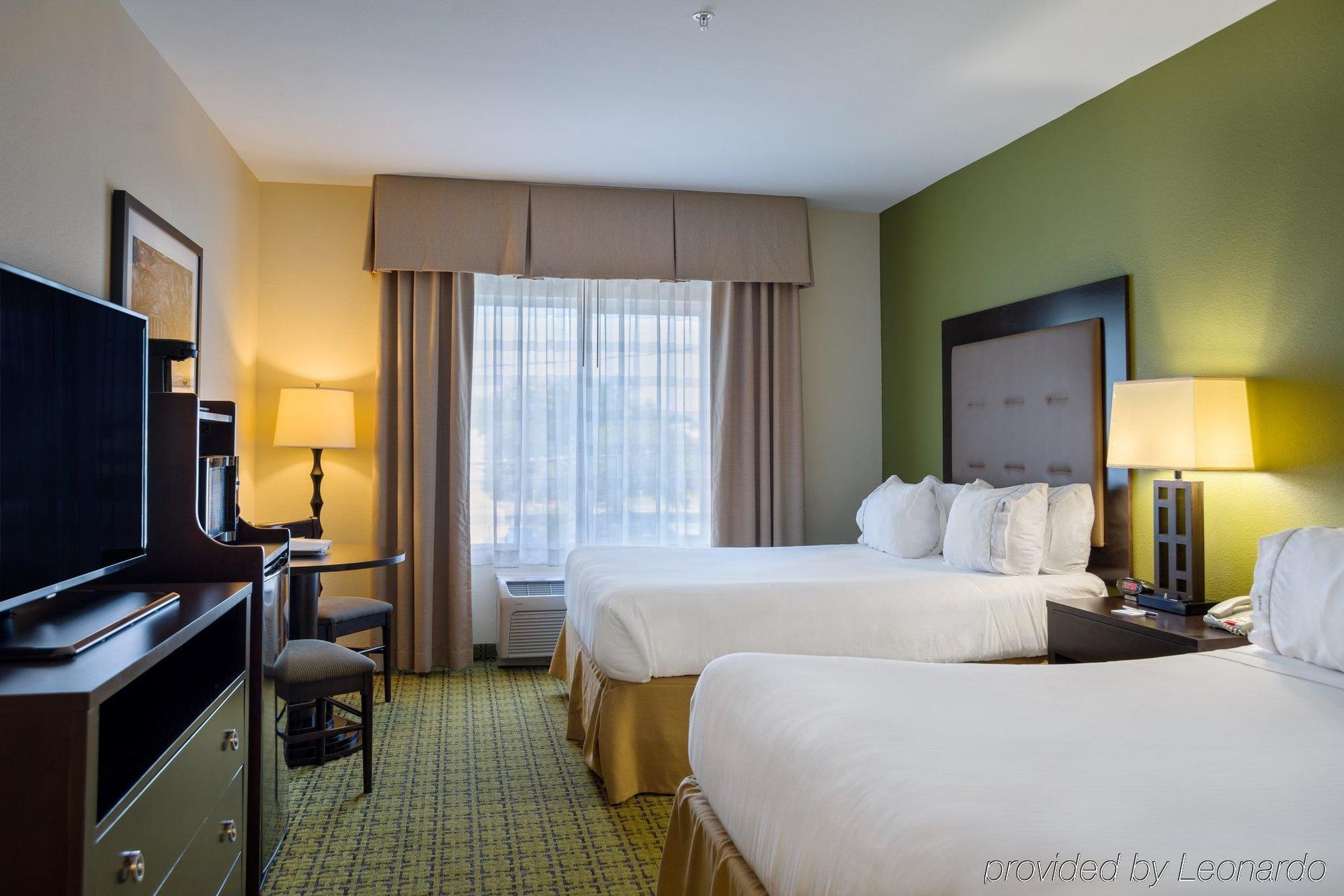 Holiday Inn Express Hotel & Suites Savannah Midtown, An Ihg Hotel Экстерьер фото