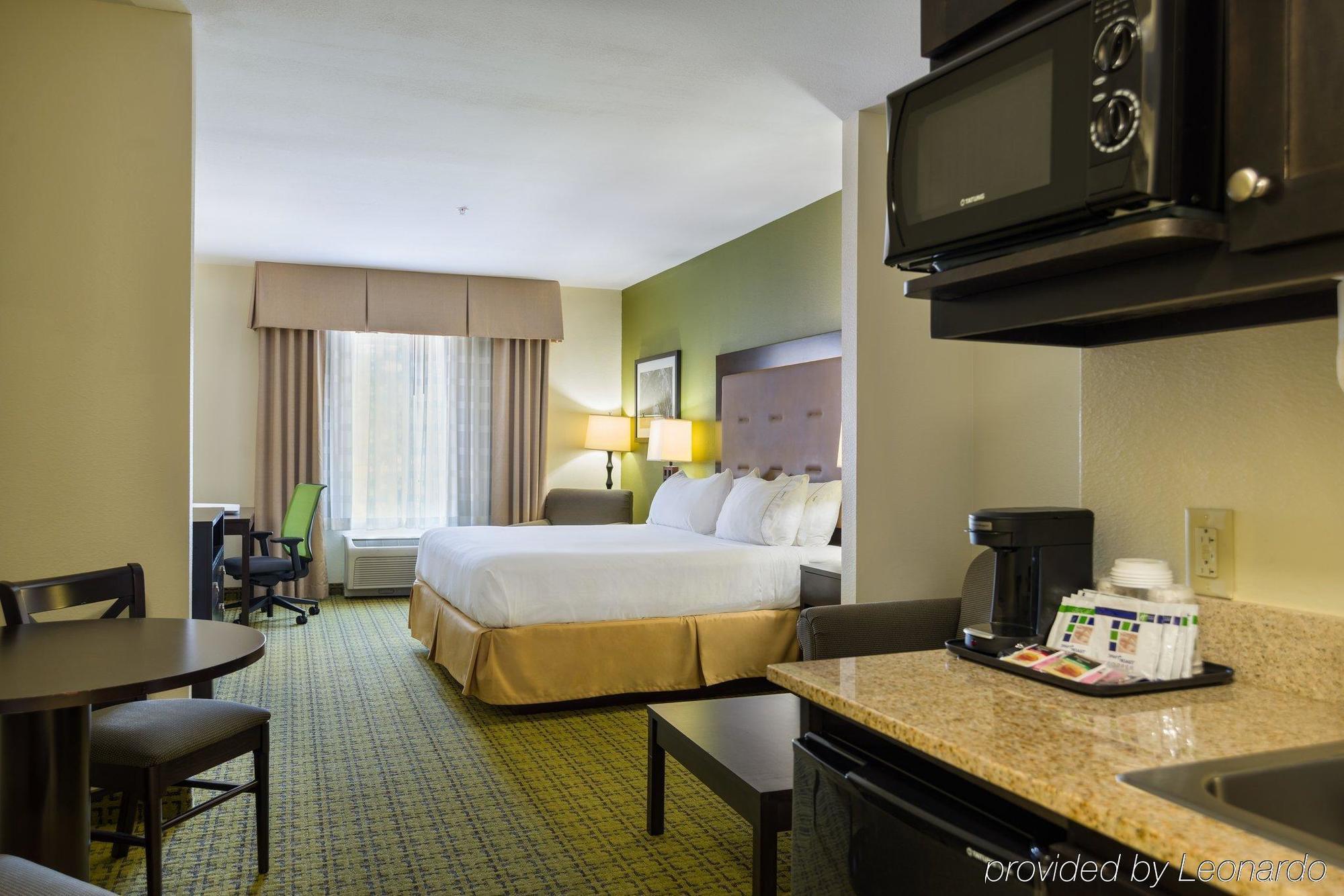 Holiday Inn Express Hotel & Suites Savannah Midtown, An Ihg Hotel Экстерьер фото